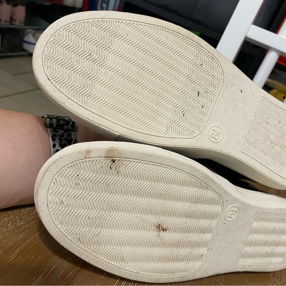 Target quilted black slip ons size 8.5 - Picture 5 of 5